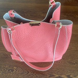 Burburry pink tote, there is a pouch inside